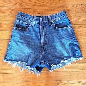 Levis High Waist Mom Shorts